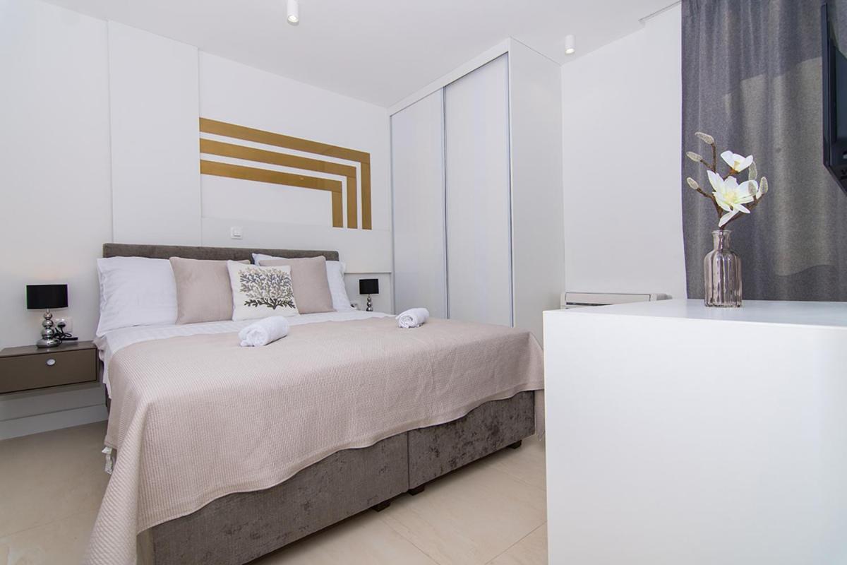 Villa 21 A Trogir Exterior photo